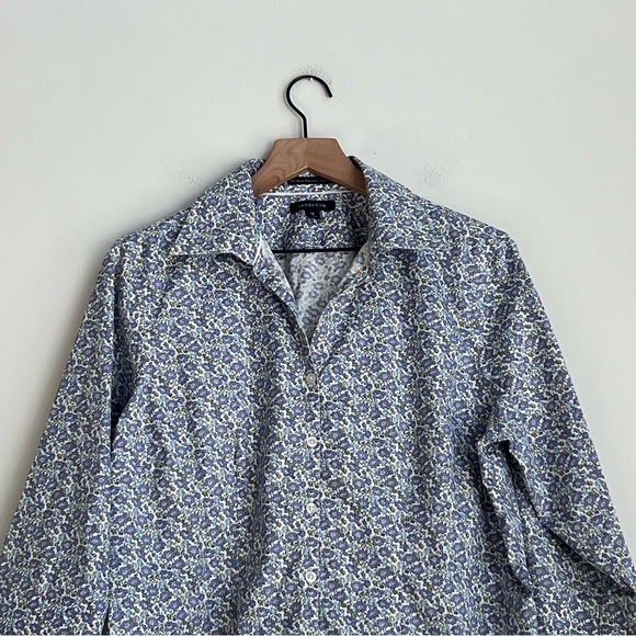 LANDS END SPLIT NECK NO IRON PINPOINT OXFORD BLOUSE  LILAC FLORAL Button Up 16 - Picture 2 of 9